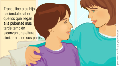 Se muestra a un niño con su madre. Tranquilice a su hijo haciéndole saber que los que llegan a la pubertad más tarde también alcanzan una altura similar a la de sus pares.